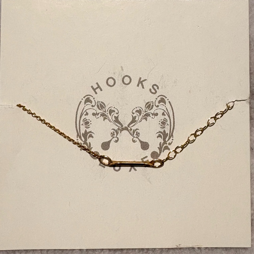 Gold Short Bar Chain Bracelet